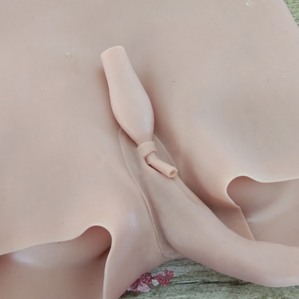 Femini Underwear AV1X (Silicone Hip & Pad Enhancement) - Image 3
